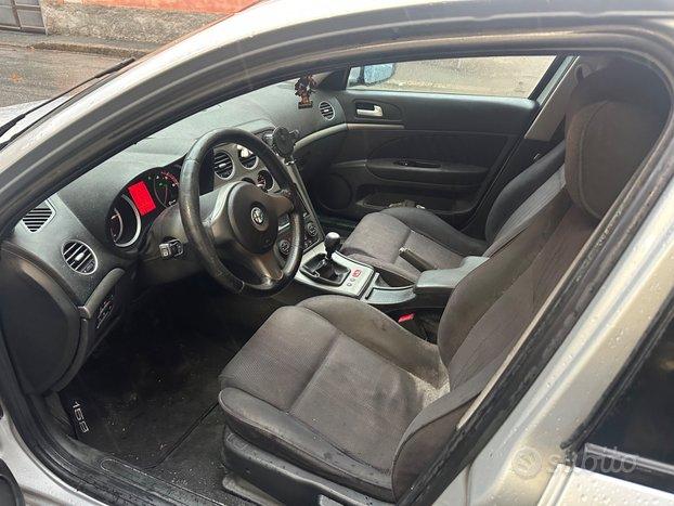 Alfa Romeo 159 1.9 JTDm 150CV Sportwagon Progressi