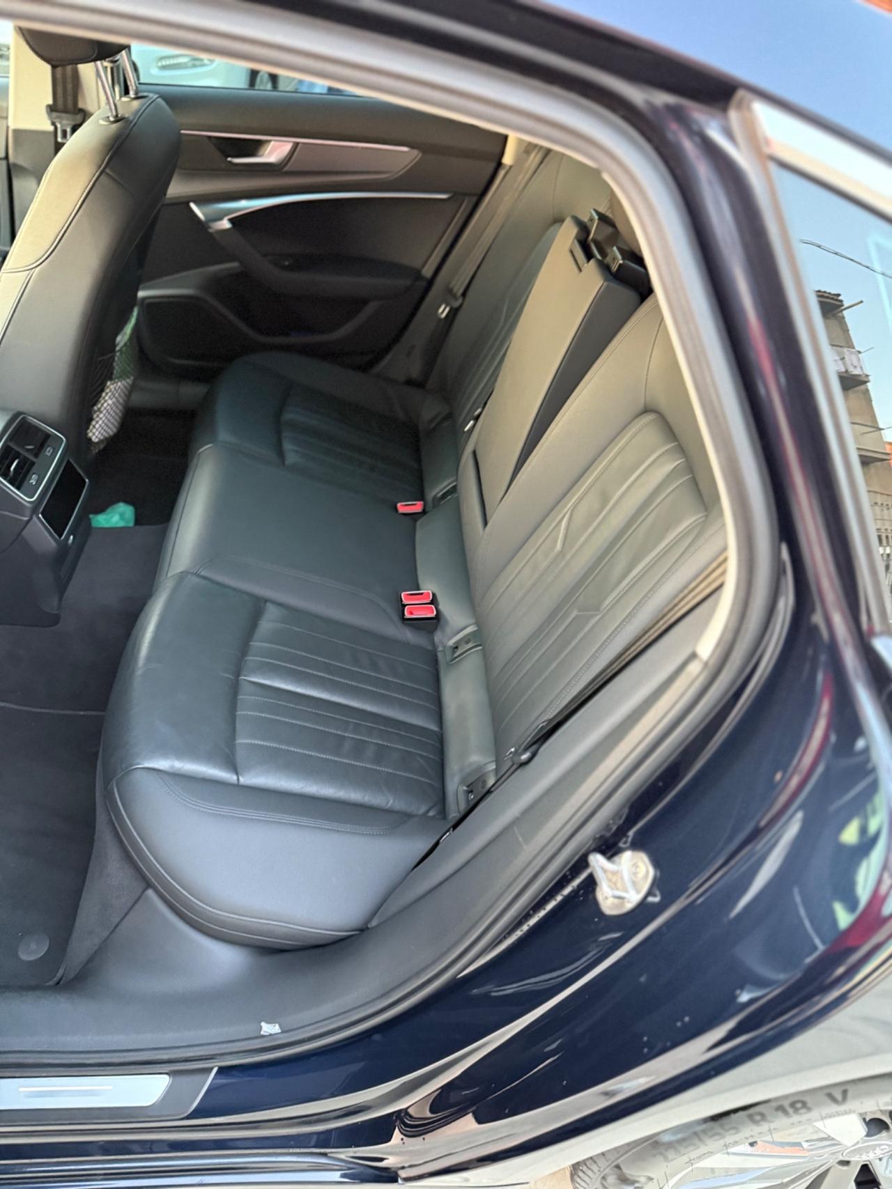 Audi A6 40 2.0 TDI S tronic Business Sline