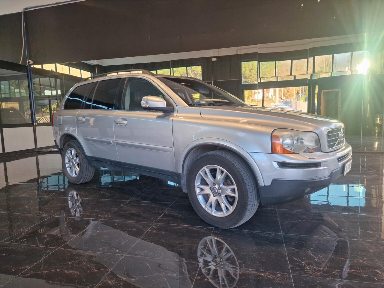 Volvo XC 90 XC90 2.4 D5 185 CV aut. AWD Executive