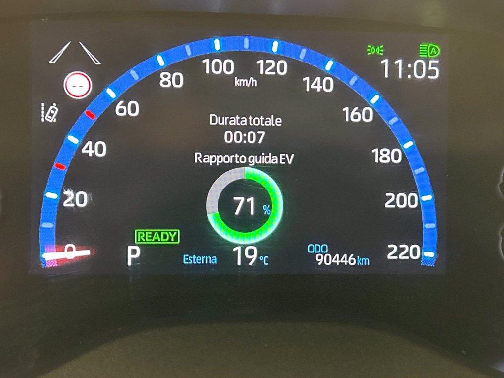 TOYOTA Yaris cross 1.5h premiere awd-i 116cv e-cvt del 2022