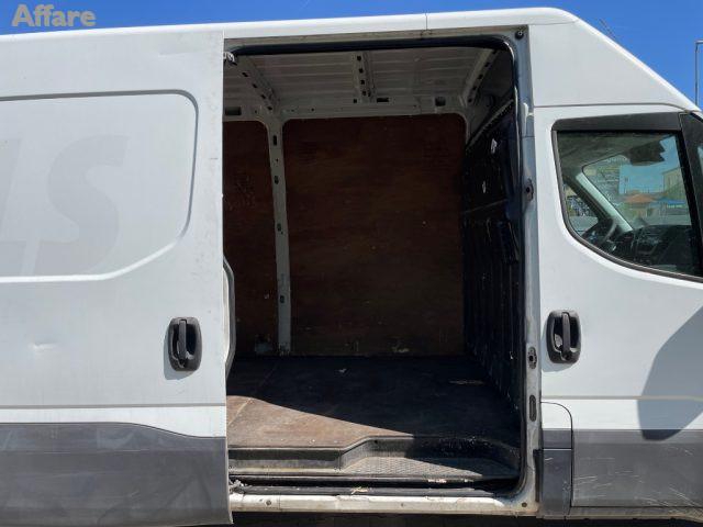 IVECO Daily 35C14V BTor 2.3 HPT PM-SL-TA-RG Furgone