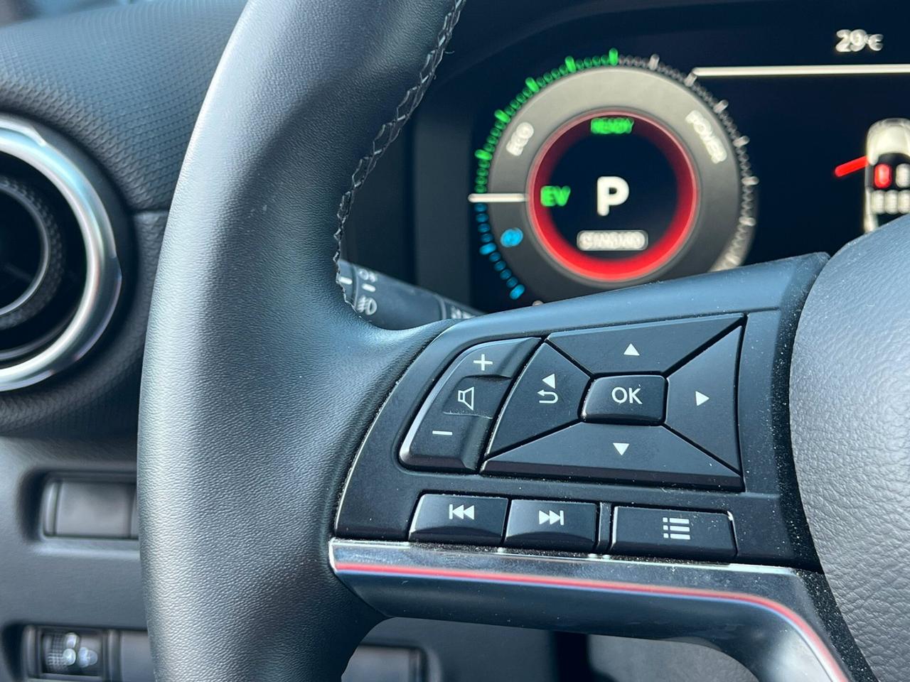 Nissan Juke 1.6 Hev N-Connecta