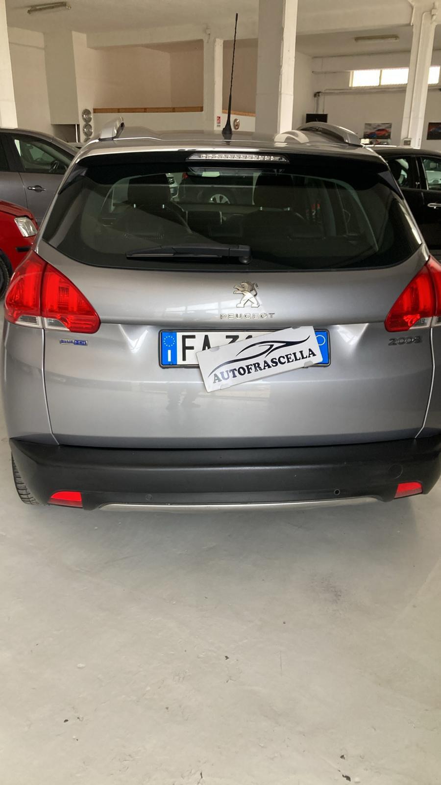 Peugeot 2008 BlueHDi 100 Active