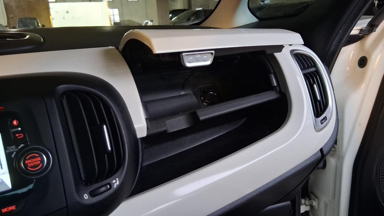 fiat 500l trekking 1.3 mjt 85cv automatica-2014