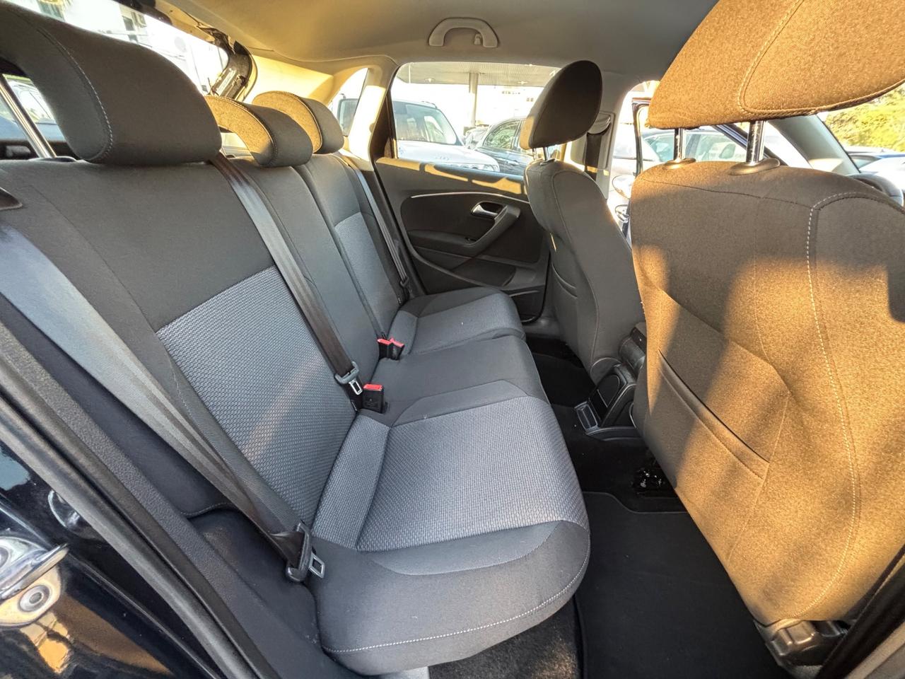 VW POLO 1.4TDI 90CV FULL OPTIONAL