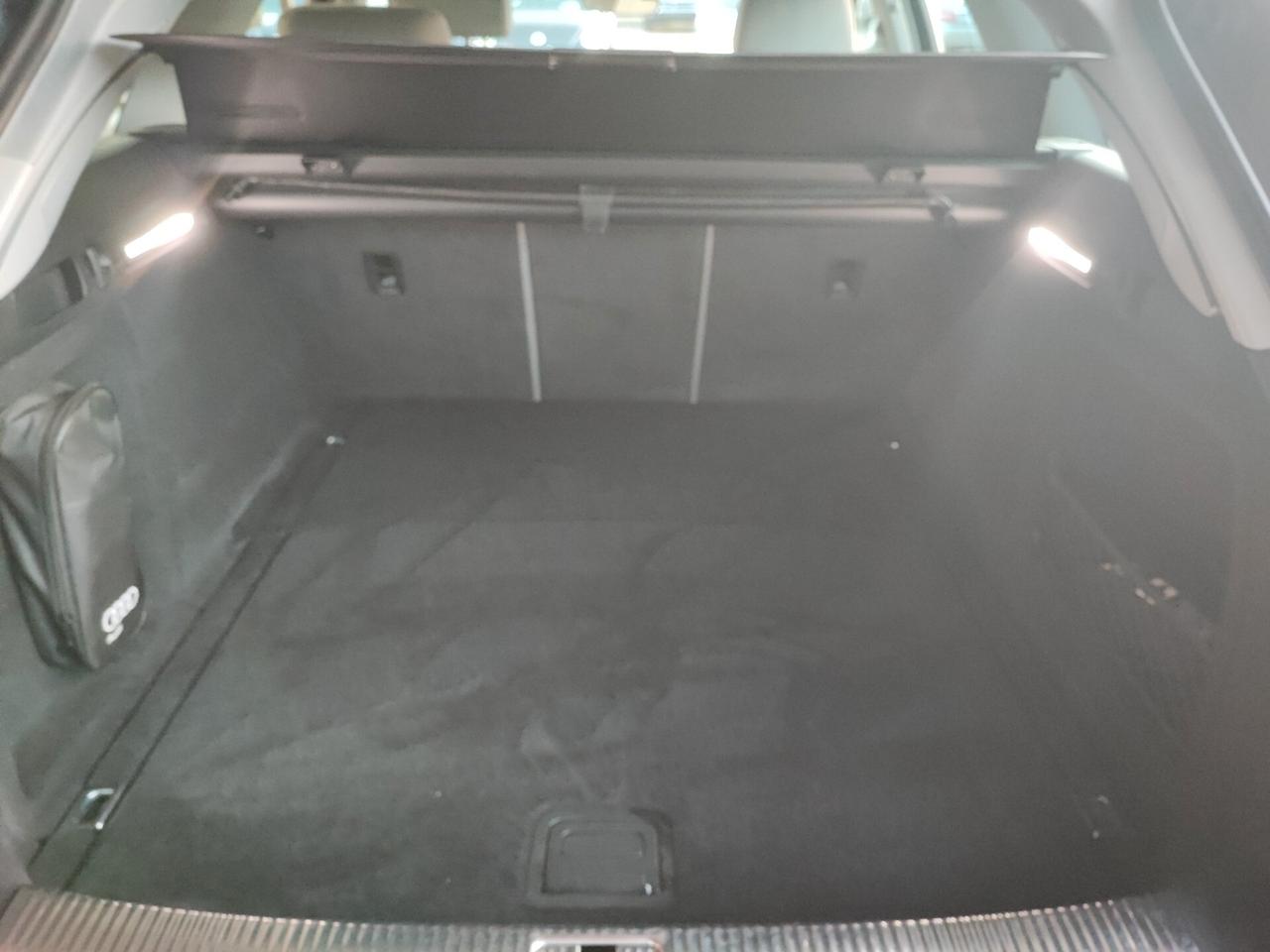 Audi A4 Avant 3.0 TDI quattro S tronic Sport