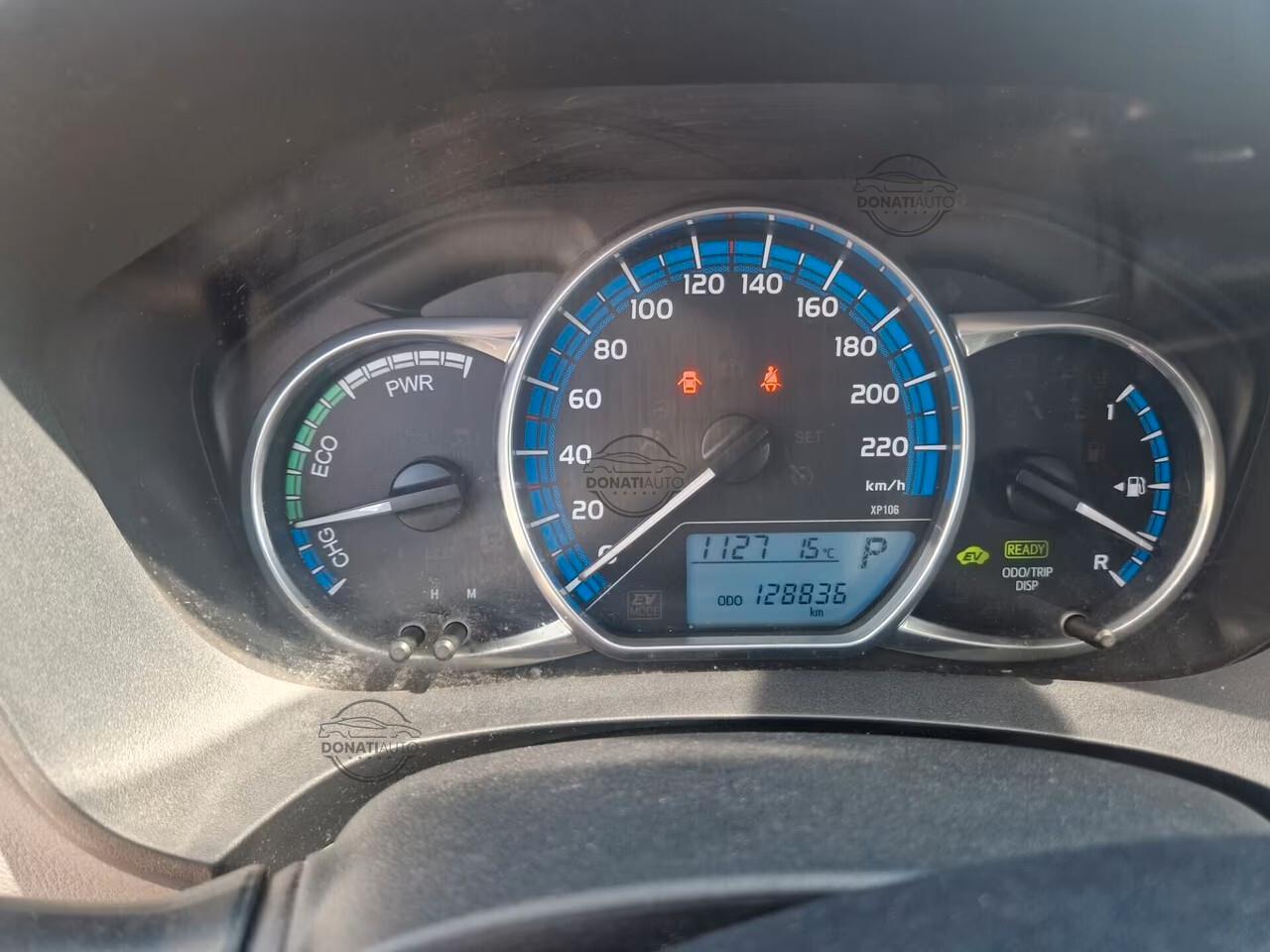 Toyota Yaris 1.5 Hybrid 5 porte AUTOCARRO 2 POSTI Neopatentati