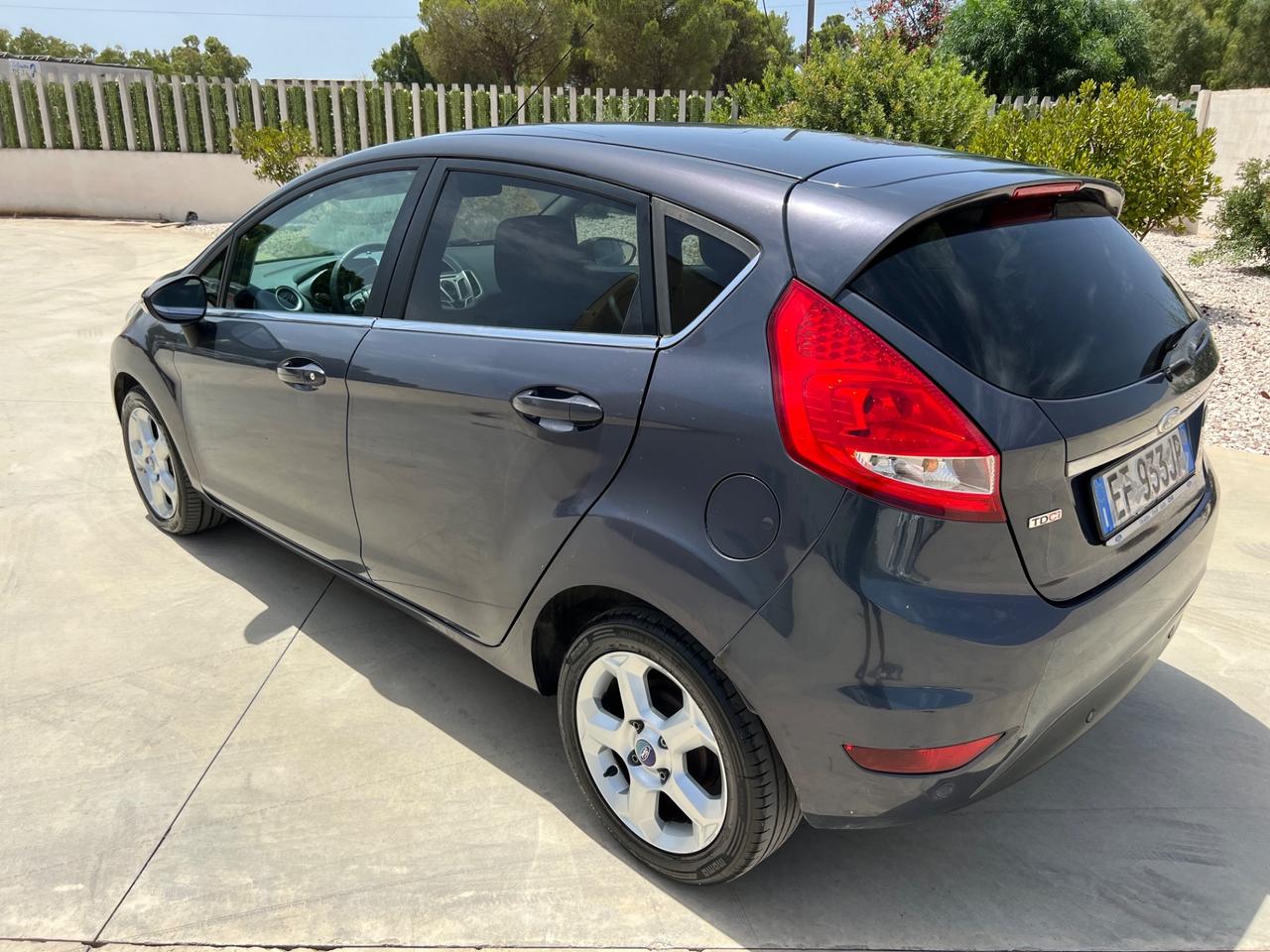Ford Fiesta 1.4 TDCi 5p. Titanium 2011