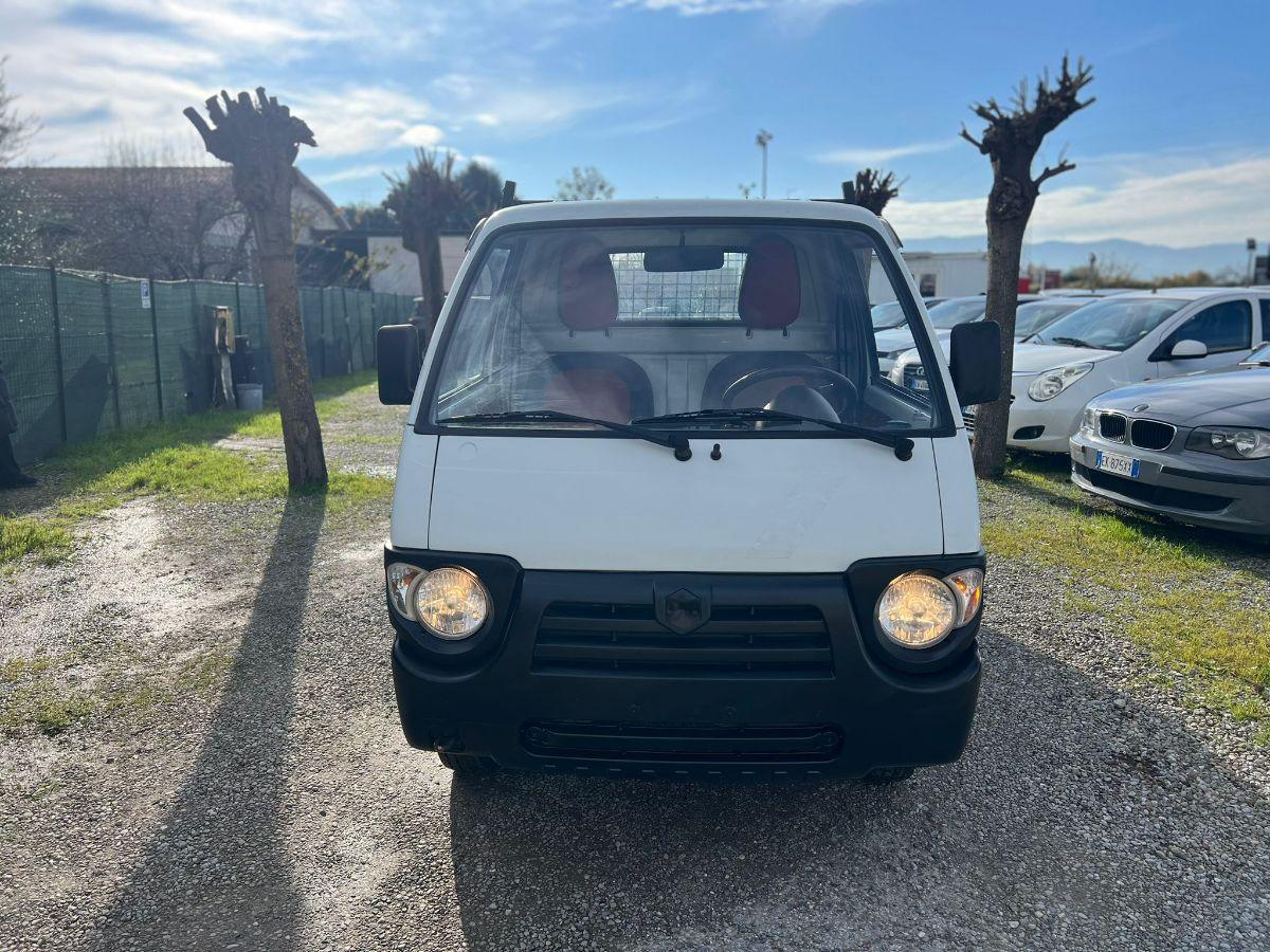 Piaggio QUARGO 690 vers. lo PINTO