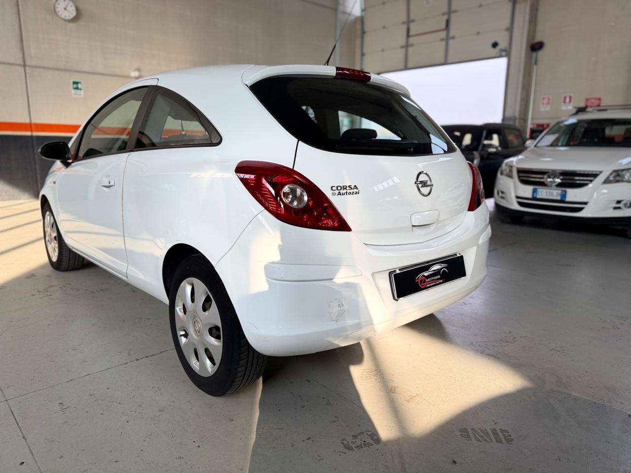 Opel Corsa 1.2 85CV 3 GPL-TECH Ecotec NEOPATENTATI