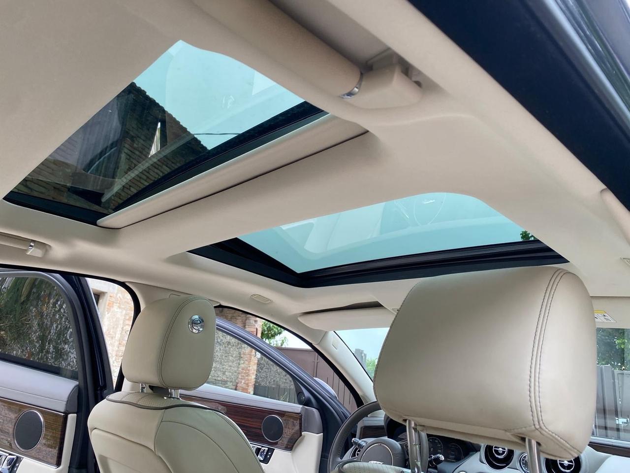 Jaguar XJ 3.0D V6 300 CV Premium Luxury
