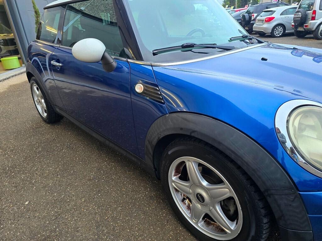 Mini COOPER D 1.6 110CV CHILI