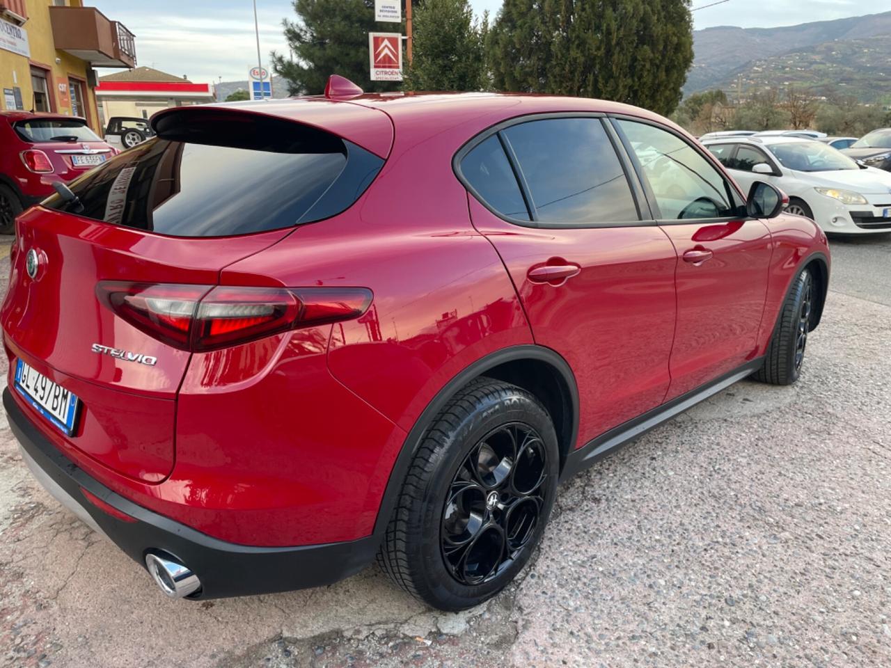 Alfa Romeo Stelvio 2.2 Turbodiesel 160 CV AT8 RWD Business