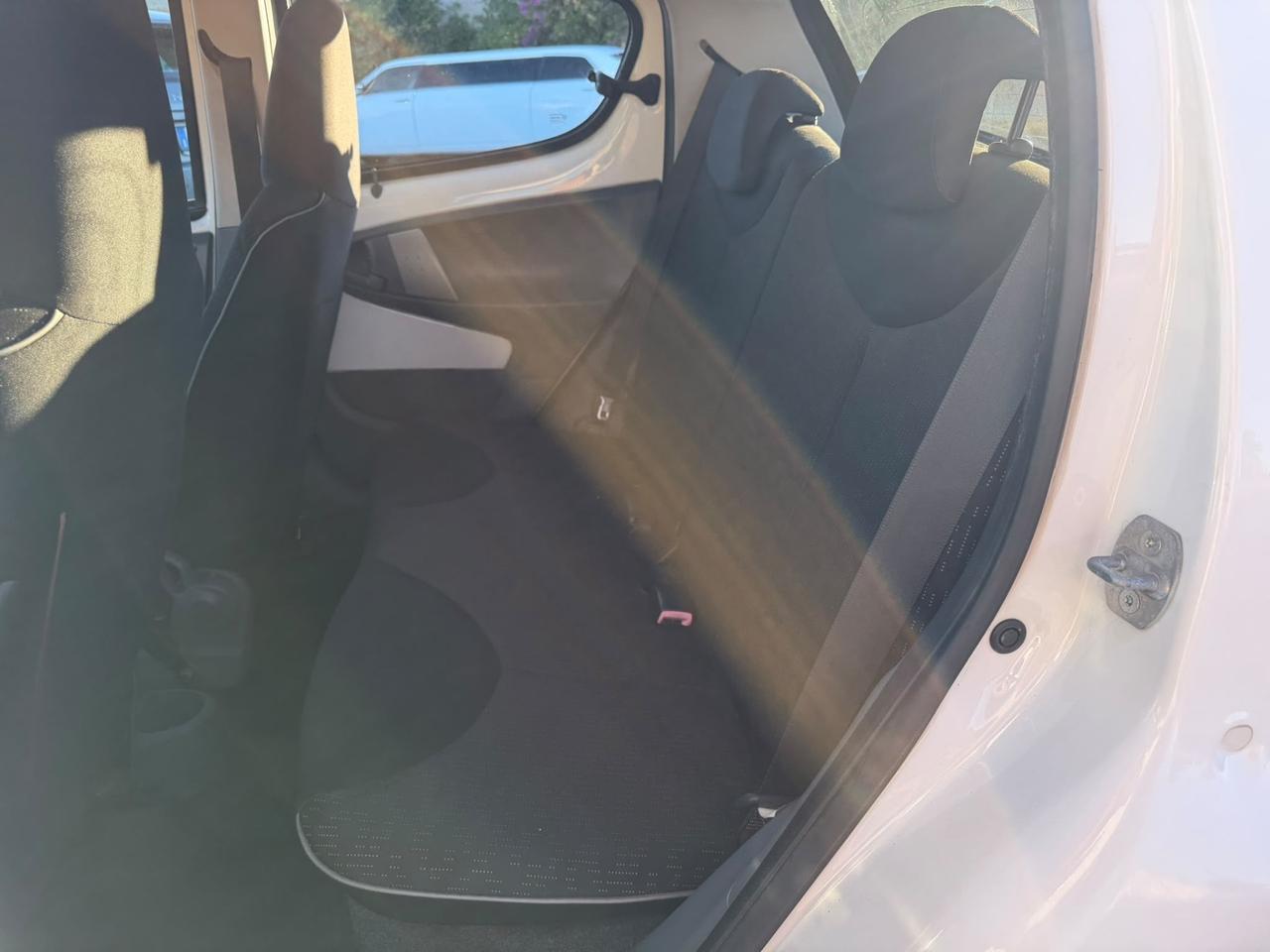 Peugeot 107 1.0 Benzina-Neopatentati- C1