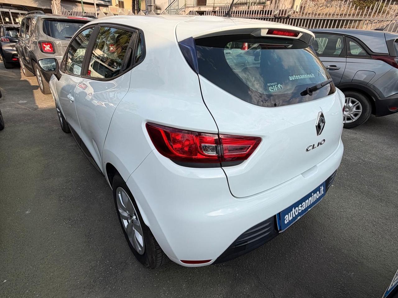 Renault Clio TCe 12V 90 CV GPL 5 porte Moschino Intens