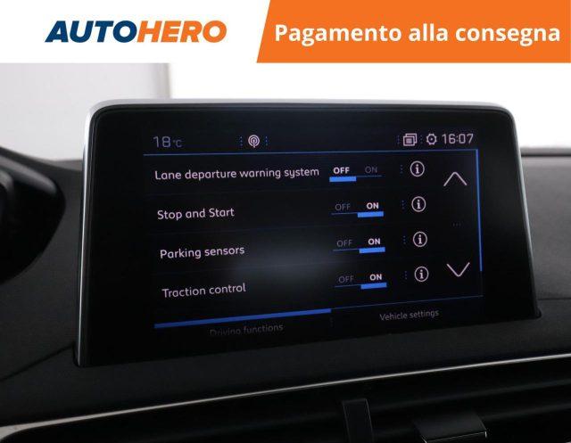 PEUGEOT 3008 BlueHDi 130 S&S EAT8 Business