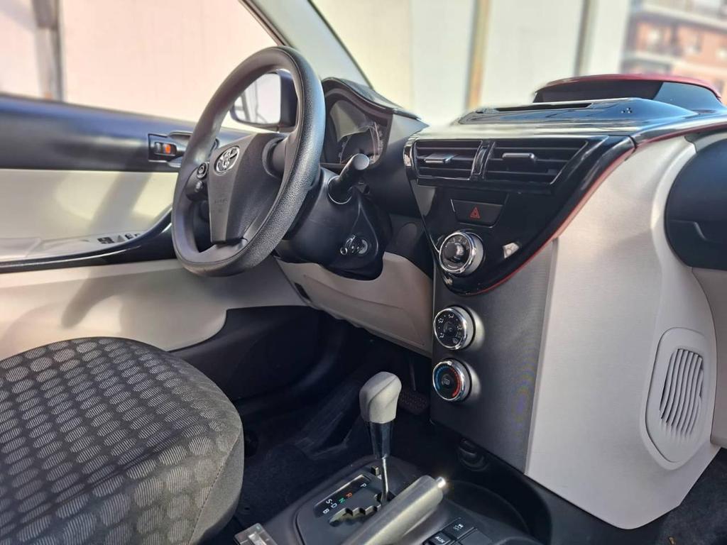 Toyota iQ 1.0 Trend CVT