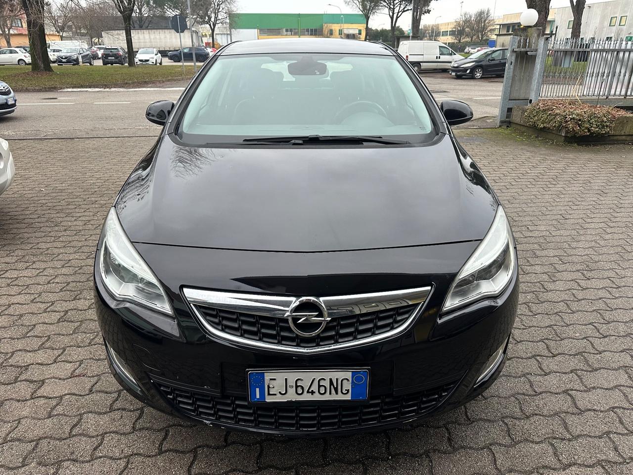 Opel Astra 1.7 CDTI 110CV 5 porte Cosmo Berlina