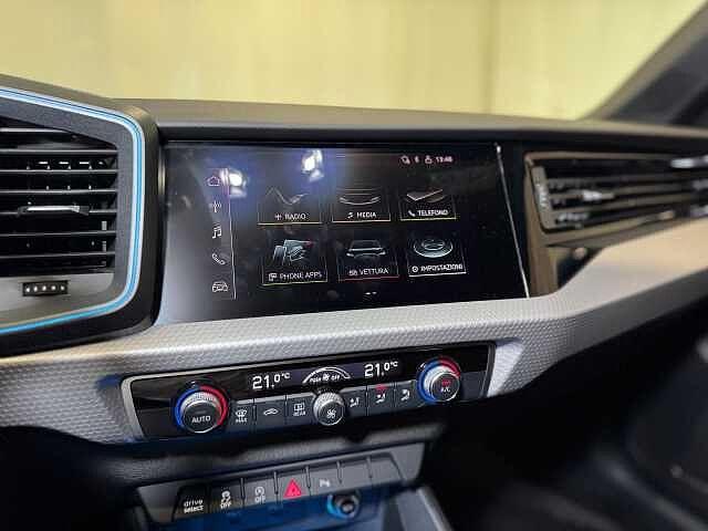 Audi A1 SPB 30 TFSI S tronic Identity Black