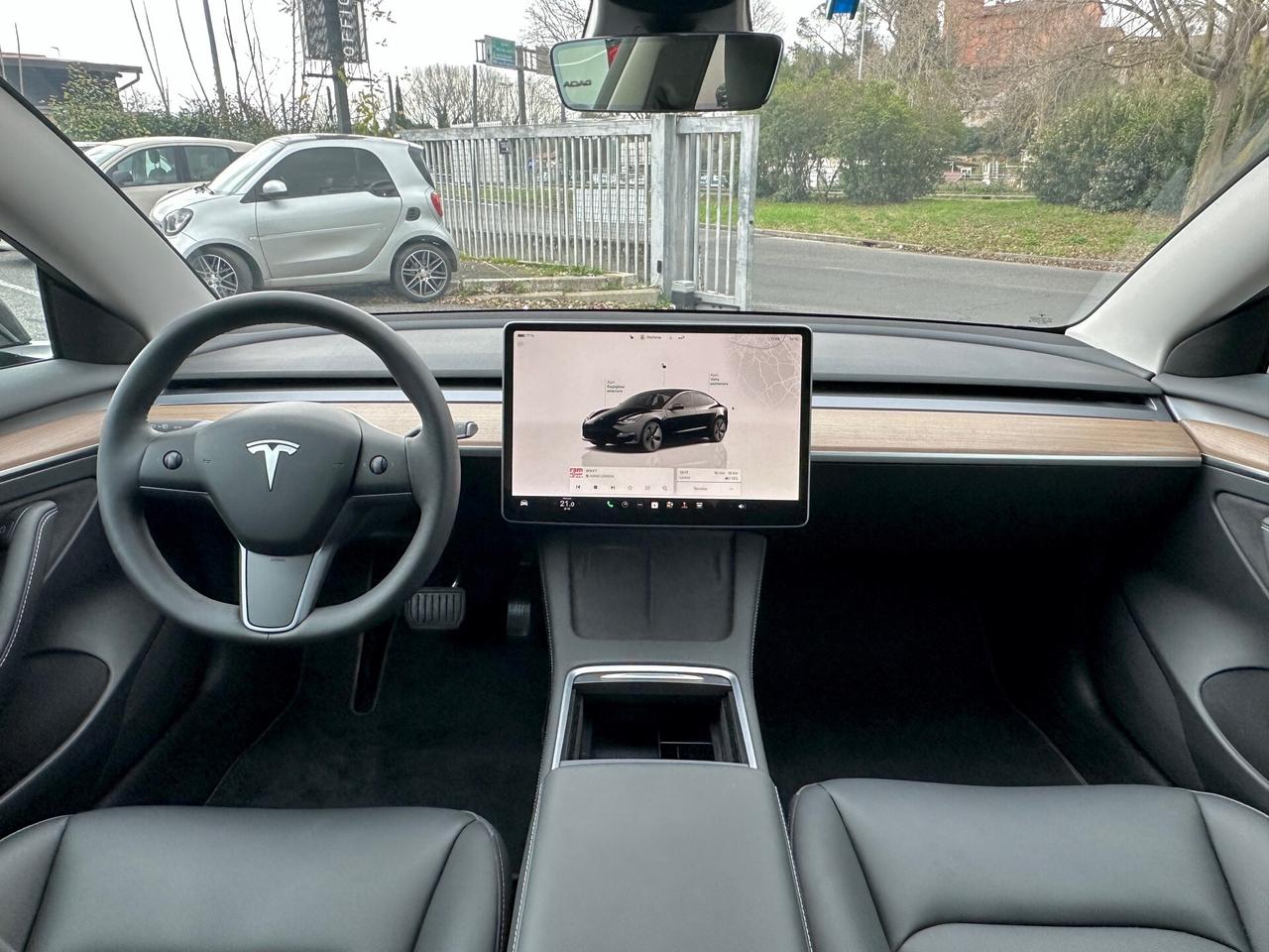 Tesla Model 3 Model 3 RWD Unipro Fun. Guida autonoma al massimo potenziale 30900 km Permute Rate e Finanziamenti