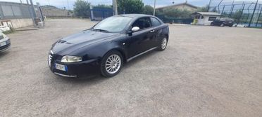 ALFA ROMEO GT 1.9 JTDM 16V Collezione GT BLACK LINE