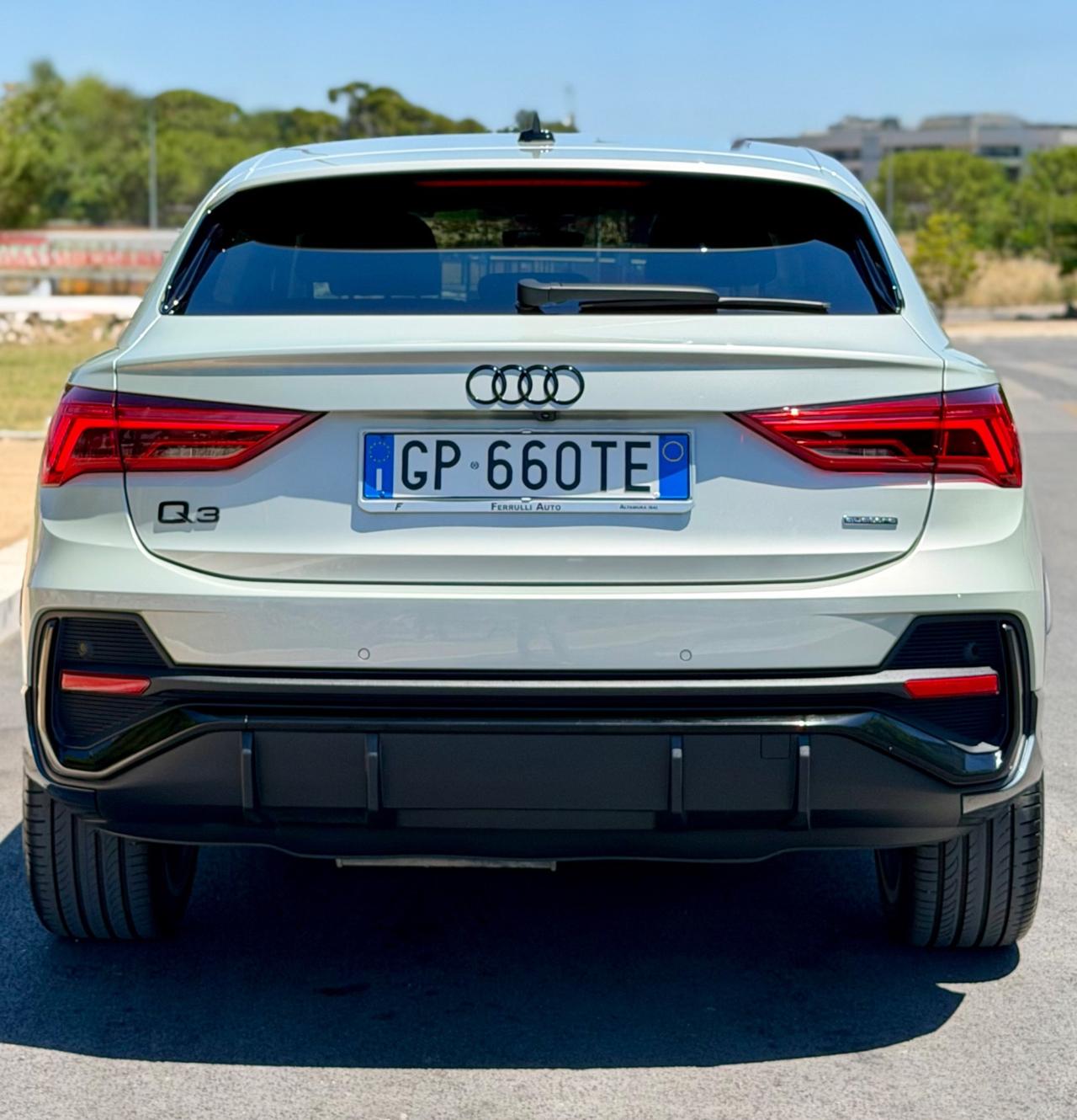 Audi Q3 SPB 35 2.0 Tdi 150CV SLINE Stronic