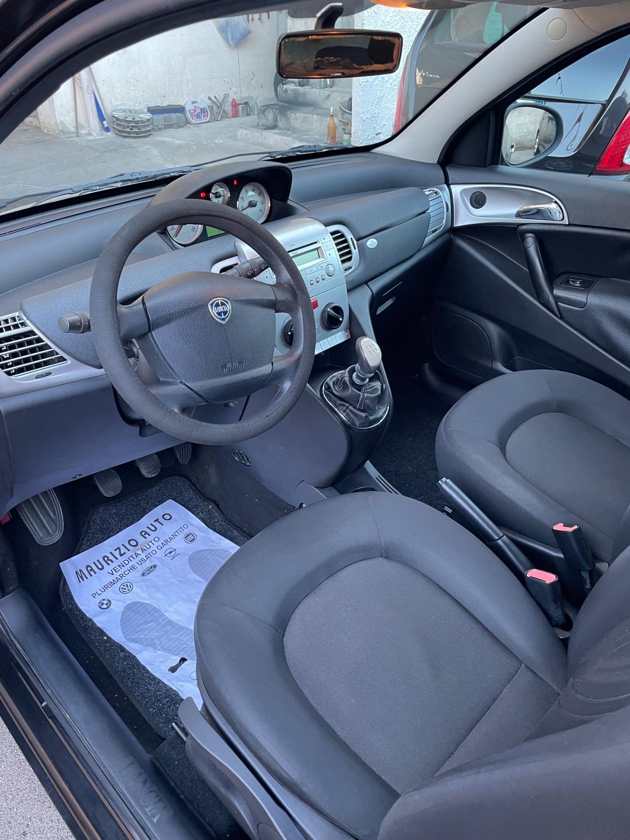 Lancia Ypsilon 1.2 69 CV Unyca full dal nord Italia