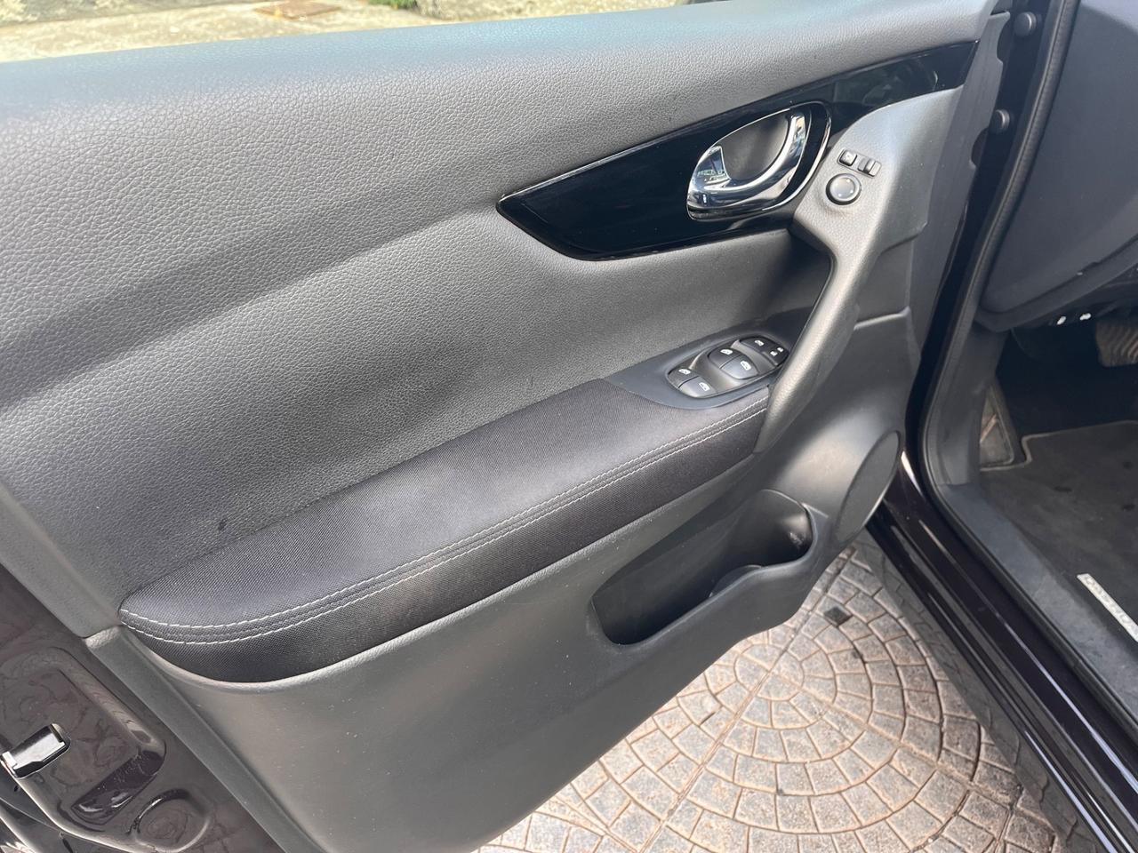 Nissan Qashqai 1.7 dCi 150 CV Business