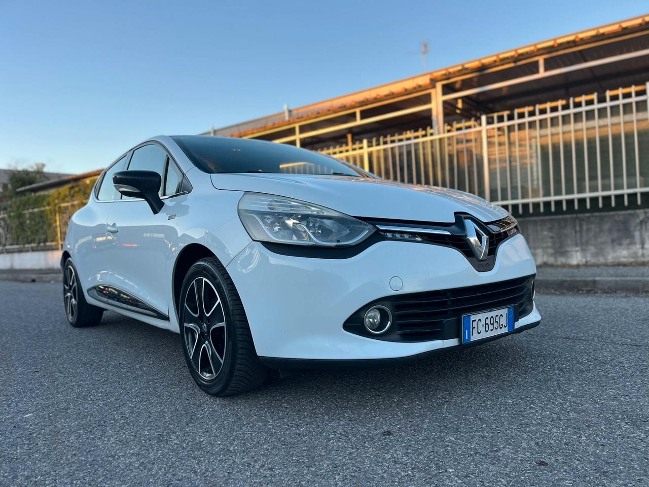 Renault Clio dCi 8V 75CV DUEL X NEOPATENTATI