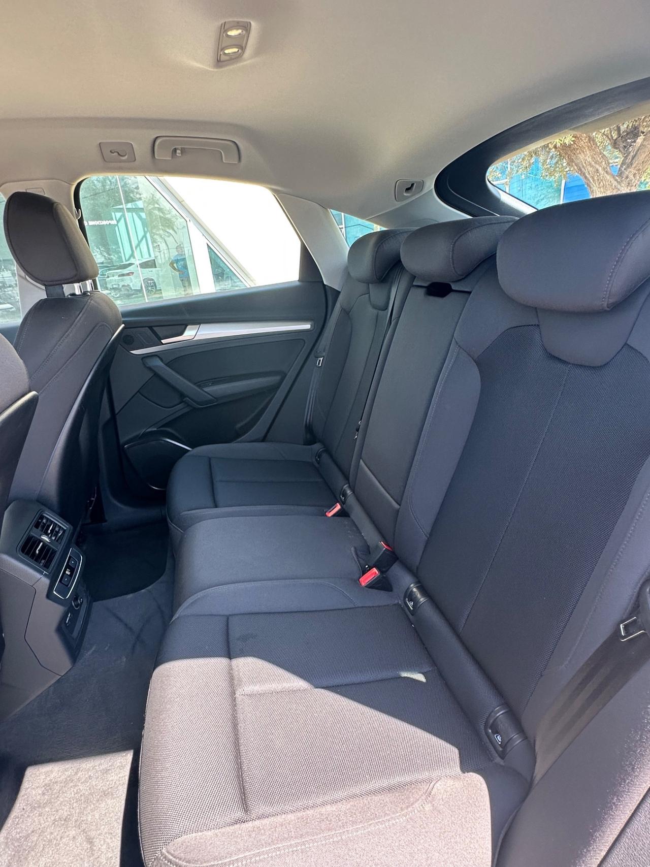 Audi Q5 Sportback 40 2.0 tdi mhev 12V quattro s-tronic