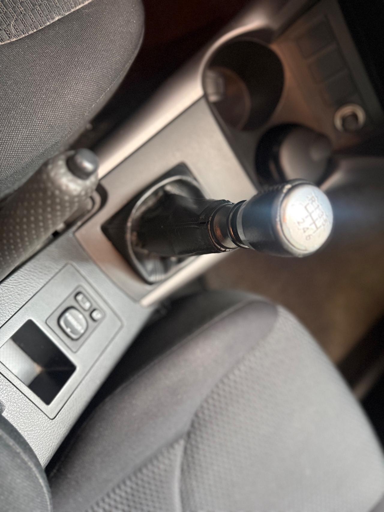 Toyota RAV 4 RAV4 2.2 D-4D 136 CV Sol