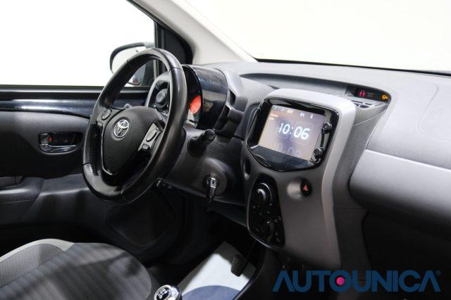 TOYOTA Aygo 1.0 VVT-I 72 CV 5 PORTE CONNECT NEOPATENTATI