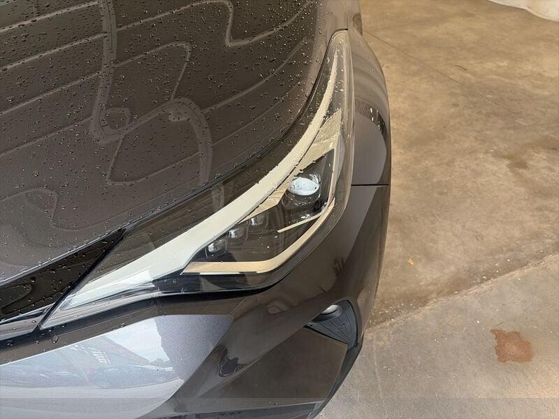 Toyota C-HR I 2020 1.8h Lounge e-cvt