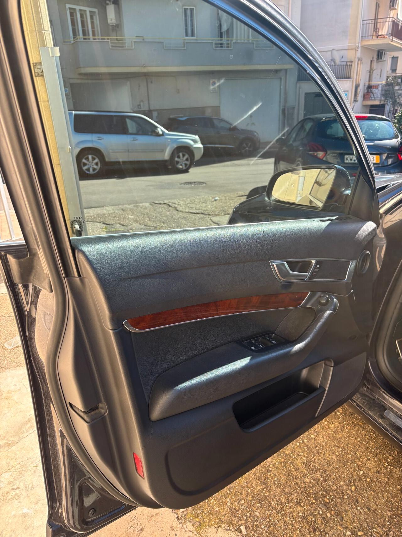 Audi A6 Avant 3.0 V6 TDI quattro