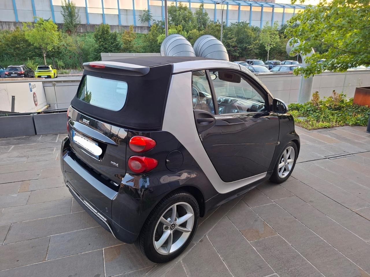 Smart ForTwo 1000 52 kW MHD cabrio passion
