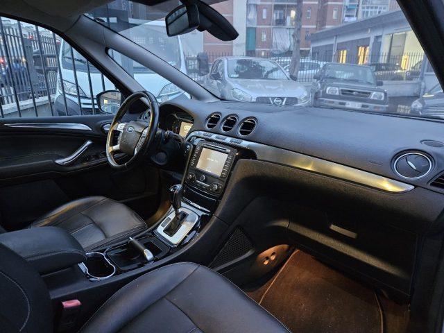 FORD S-Max 2.0 TDCi 163CV Powershift New Titanium