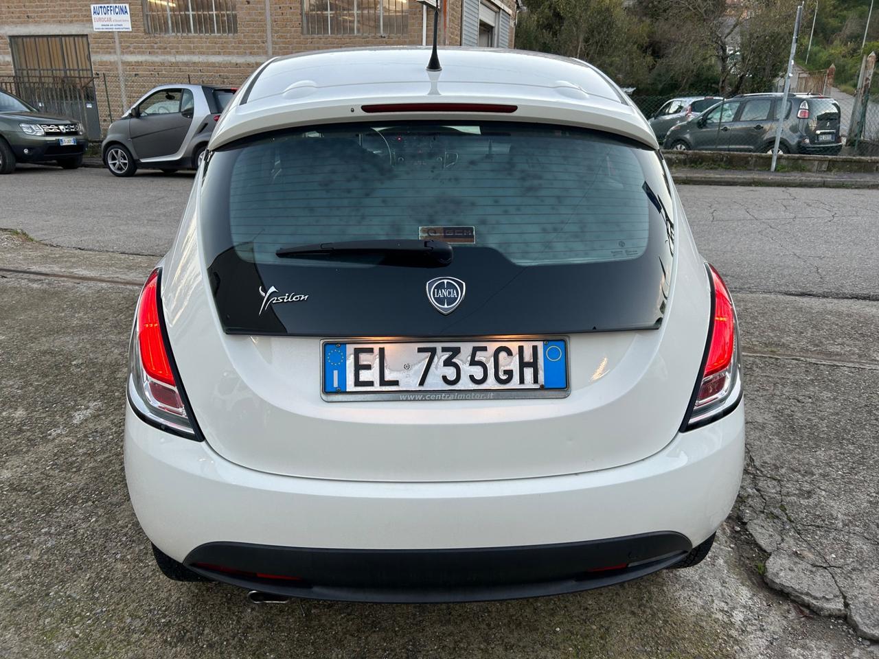Lancia Ypsilon 1.2 69 CV 5 porte GPL Ecochic Gold