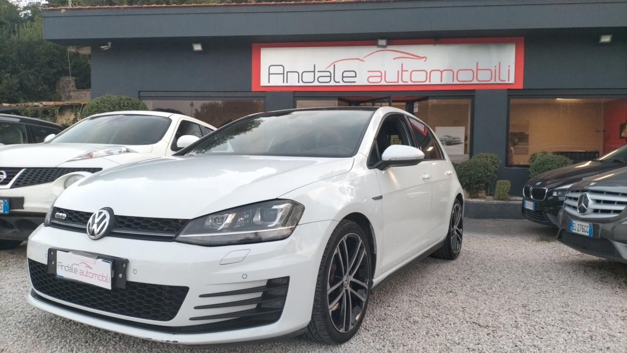 Volkswagen Golf GTD 2.0 TDI DSG 5p.