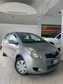 Toyota Yaris 1.0 5 porte