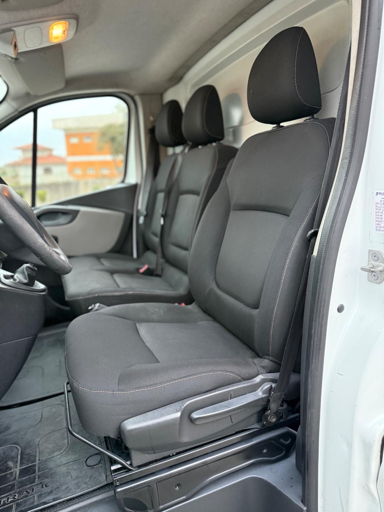 Renault Trafic T27 1.6 dCi 120CV PC-TN Furgone IVA Esposta