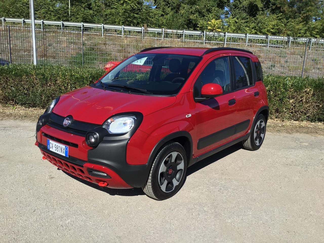 Fiat Panda Cross 1.0 70Cv firefly hybrid 5 Posti