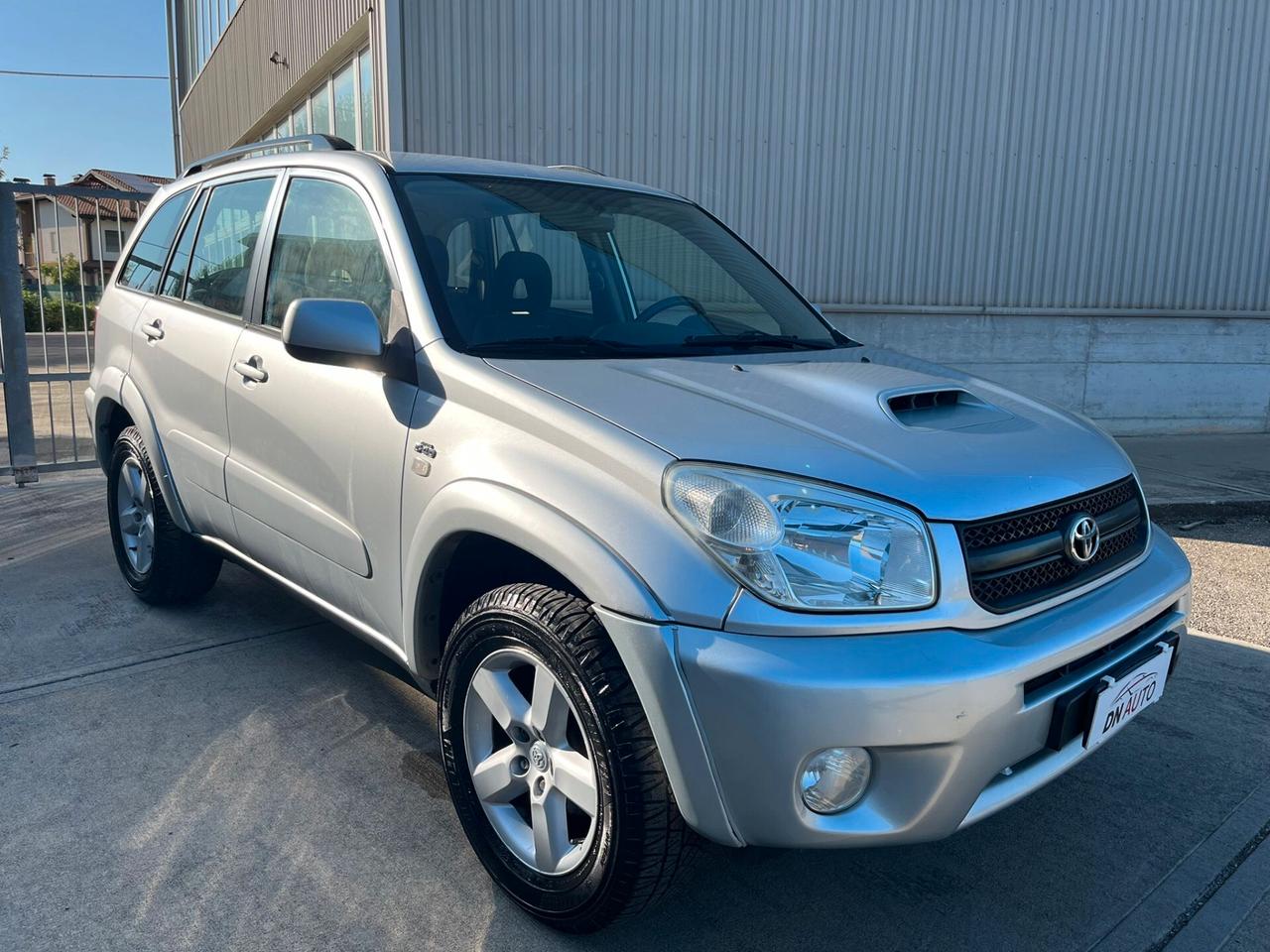 Toyota RAV 4 RAV4 2.0 Tdi D-4D cat 5 porte Sol