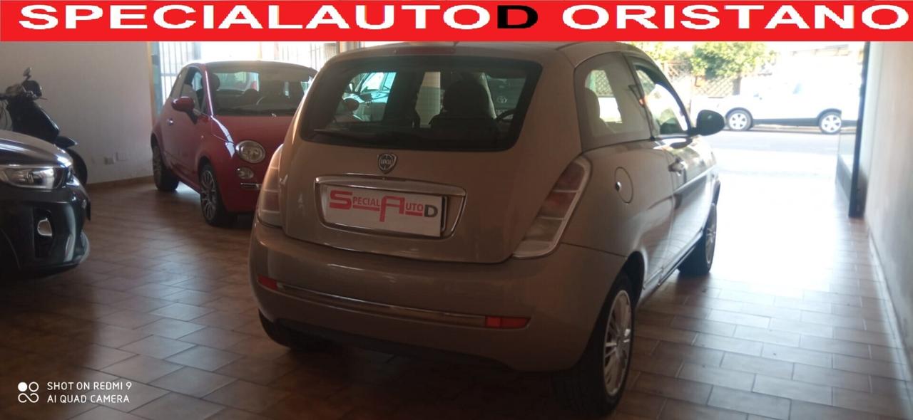 LANCIA YPSILON 5 PORTE