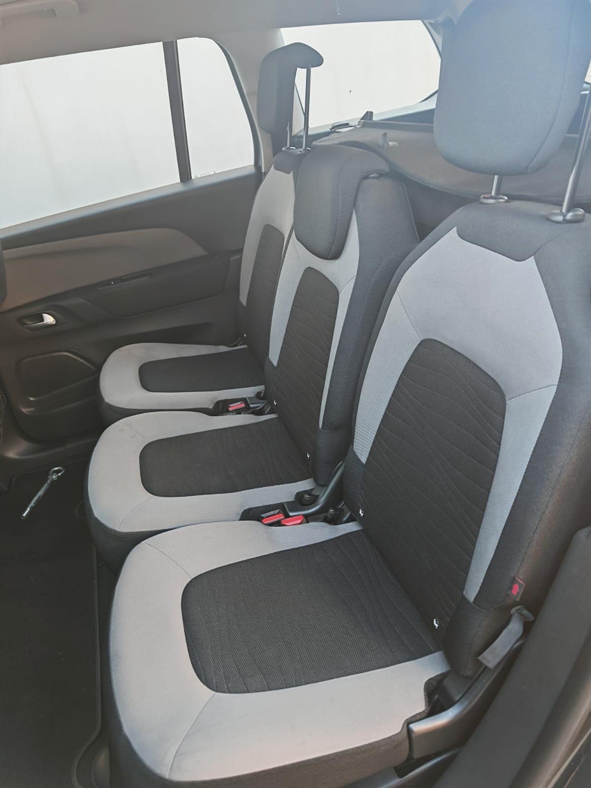 Citroen Grand C4 Picasso 1.6 HDi 115 Seduction