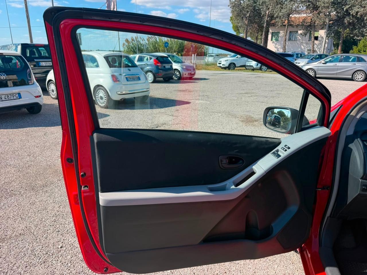 Toyota Yaris 1.0 3 porte Now
