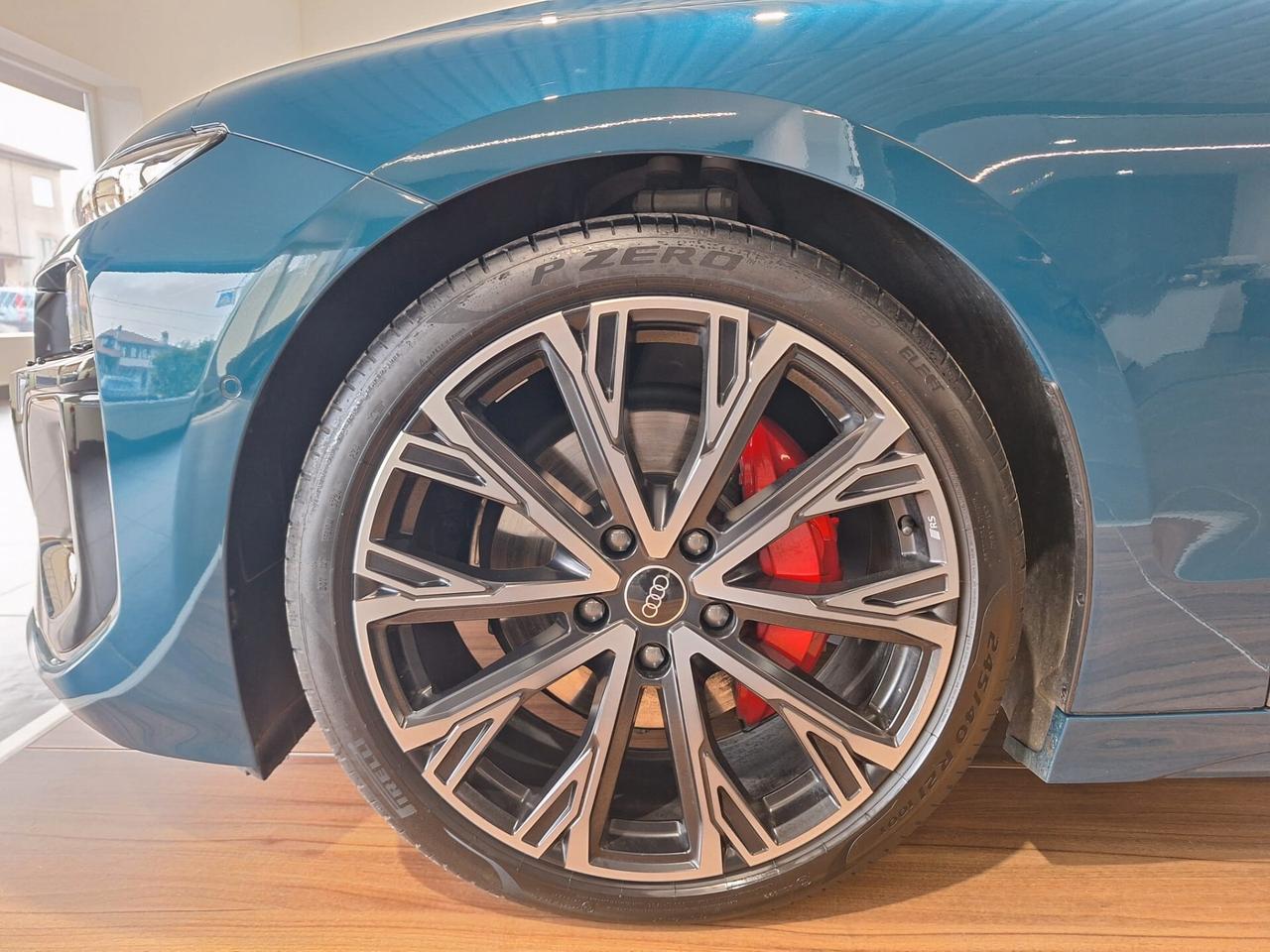 Audi A6 e-tron Avant S line edition