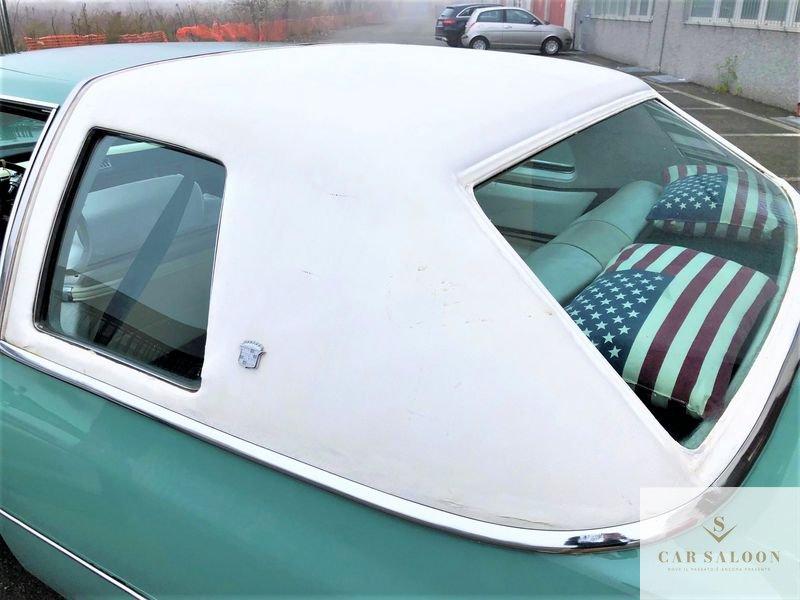 Cadillac De Ville