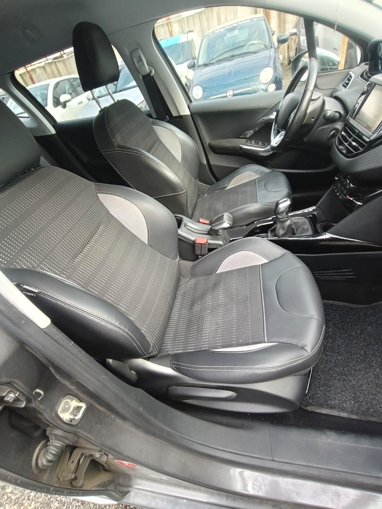 Peugeot 2008 BlueHDi 100 Allure