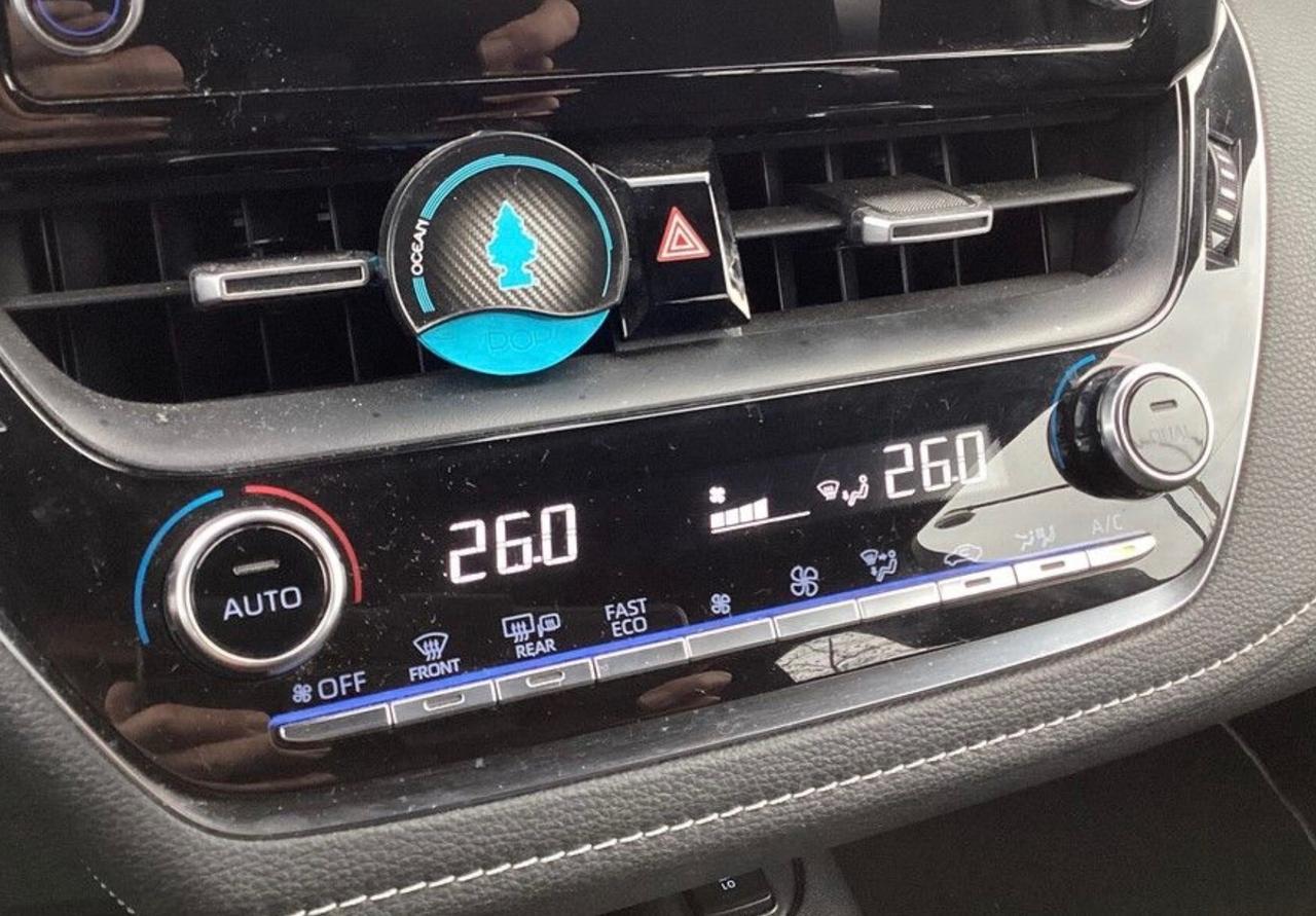 Toyota Corolla Touring Sports 1.8 Hybrid Business Tech