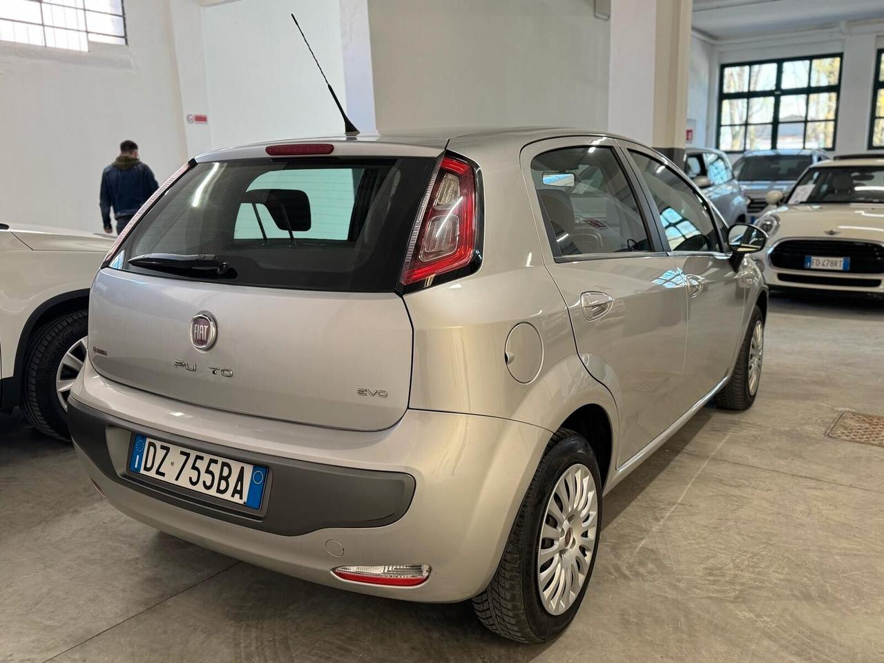 Fiat Punto Evo 5p 1.4 AUTOMATICA 77cv GARANZIA 12 MESI